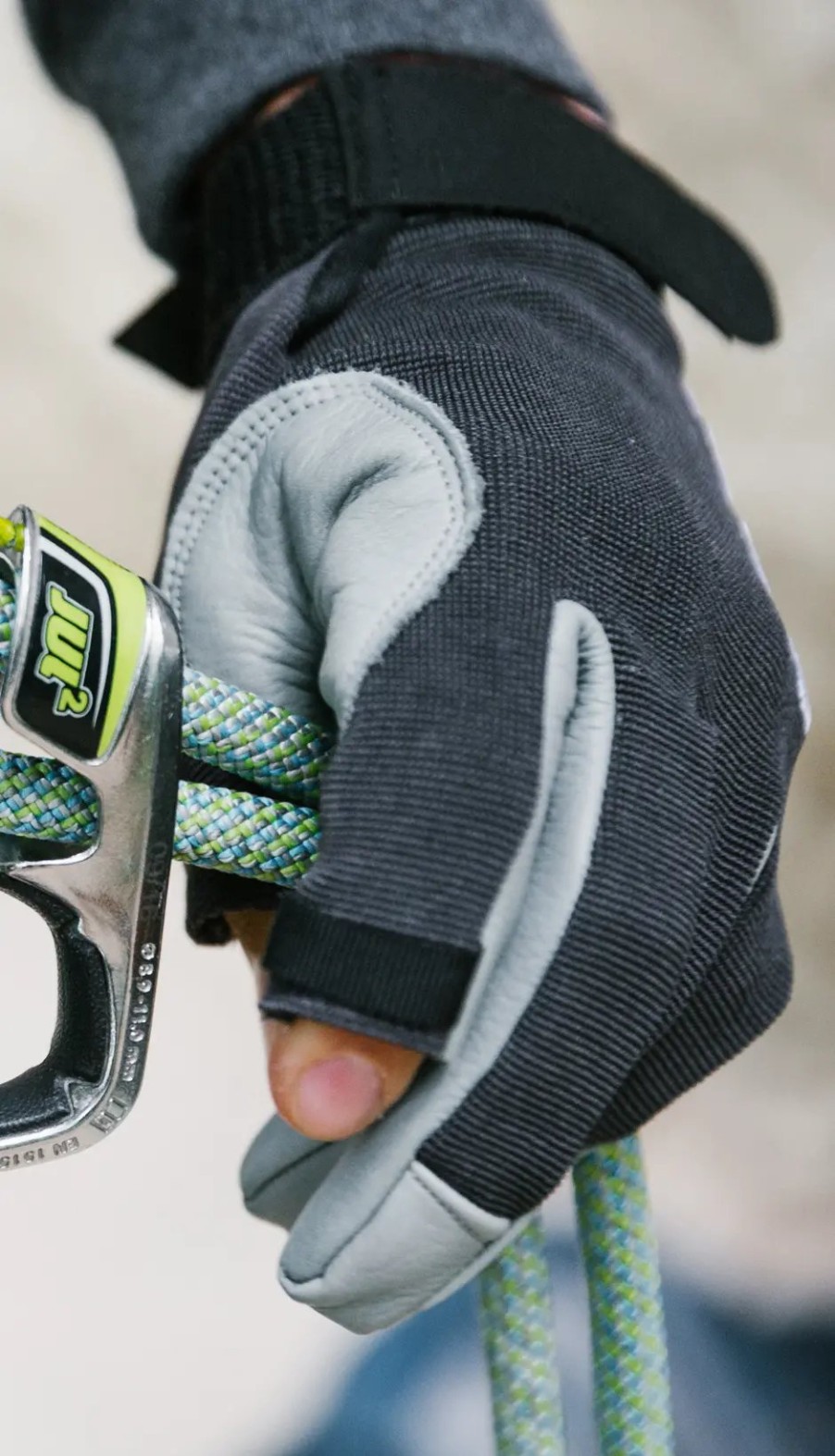 Professional EDELRID | Work Glove Closed Titan